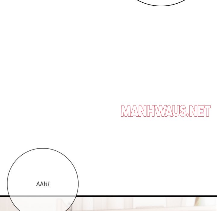 Seductive Curves Behind Closed Doors - Chapter 17 Page 31